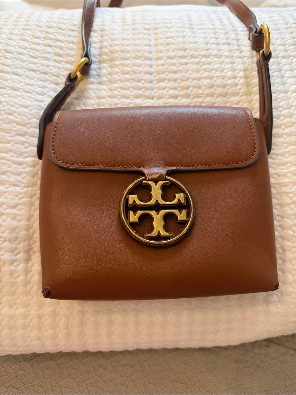 Tory Burch Chestnut Leather Shoulder Bag with Gold Logo